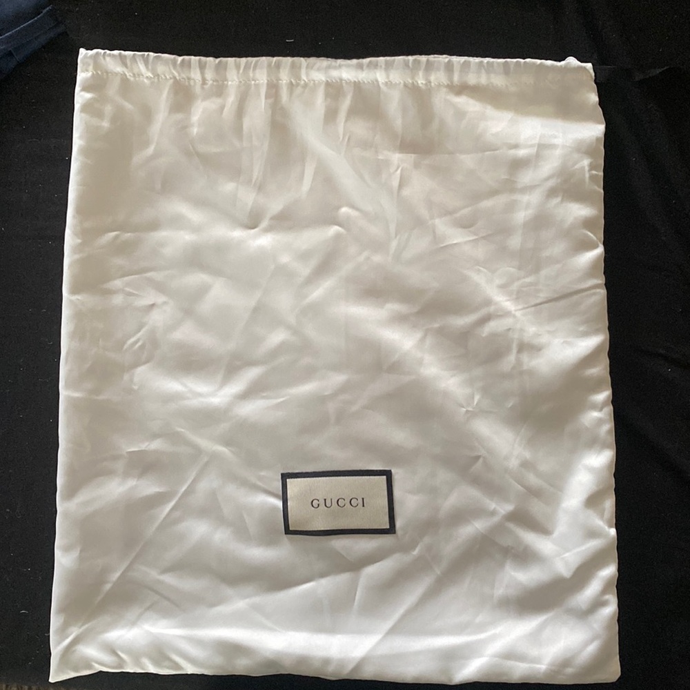 Small medium Gucci Dust Bag